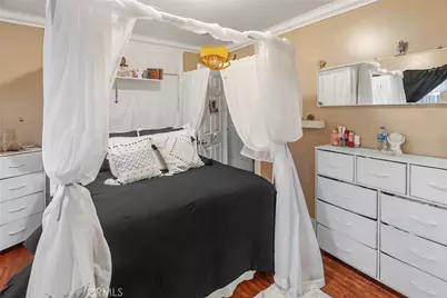 10856 Kalmia Street, Los Angeles, CA 90059 - Photo 17