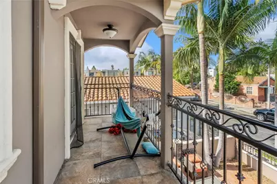 10856 Kalmia Street, Los Angeles, CA 90059 - Photo 3
