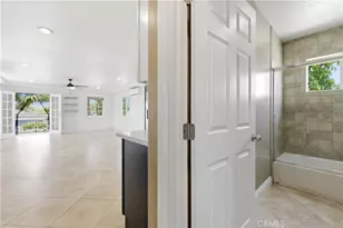 10856 Kalmia St, Los Angeles, CA 90059 - Photo 9