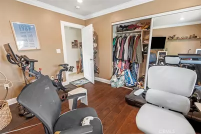 10856 Kalmia Street, Los Angeles, CA 90059 - Photo 9