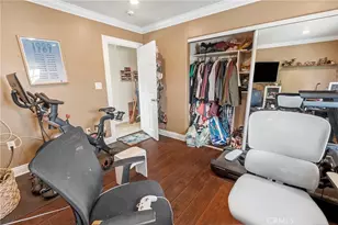 10856 Kalmia St, Los Angeles, CA 90059 - Photo 9