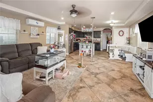 10856 Kalmia St, Los Angeles, CA 90059 - Photo 13