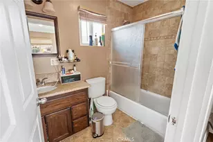 10856 Kalmia St, Los Angeles, CA 90059 - Photo 11