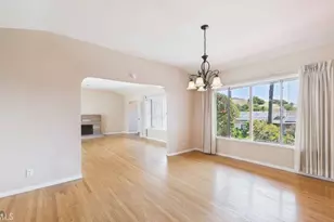 1633 Loma Crest St, Glendale, CA 91205 - Photo 11