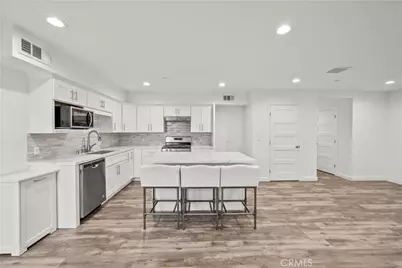 9104 Burnet, North Hills, CA 91343 - Photo 7