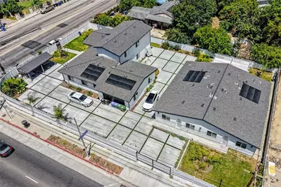 18853 Saticoy, Reseda, CA 91335 - Photo 1