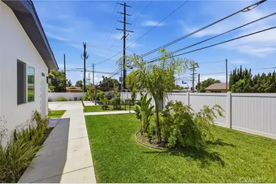 18853 Saticoy, Reseda, CA 91335 - Photo 3