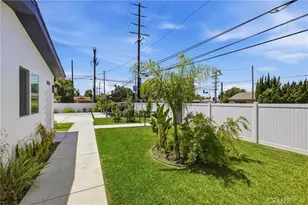 18853 Saticoy, Reseda, CA 91335 - Photo 3