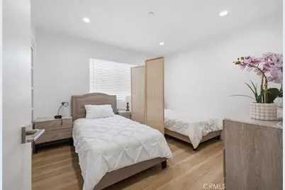 18853 Saticoy, Reseda, CA 91335 - Photo 47