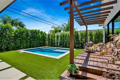 414 S Orchard Drive, Burbank, CA 91506 - Photo 37
