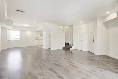 346 W Wilson #7, Glendale, CA 91203 - Photo 7