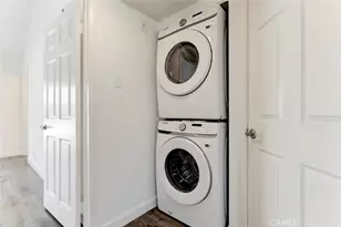 346 W Wilson, Glendale, CA 91203 - Photo 17