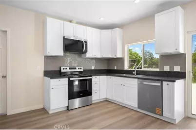 8435 Rincon Avenue, Los Angeles, CA 91352 - Photo 43