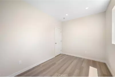 8435 Rincon Avenue, Los Angeles, CA 91352 - Photo 45
