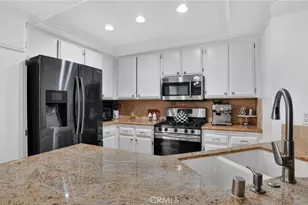 9925 Variel Ave, Chatsworth, CA 91311 - Photo 11