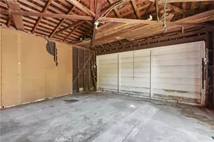5710 Cantaloupe, Los Angeles, CA 91401 - Photo 23