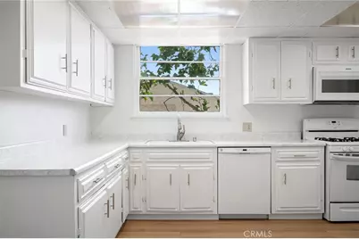 10603 Fernglen Avenue, Tujunga, CA 91042 - Photo 7