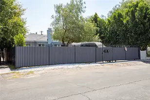 6206 Camellia, North Hollywood, CA 91606 - Photo 3