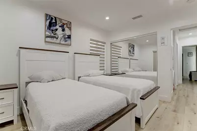 6206 Camellia, North Hollywood, CA 91606 - Photo 33