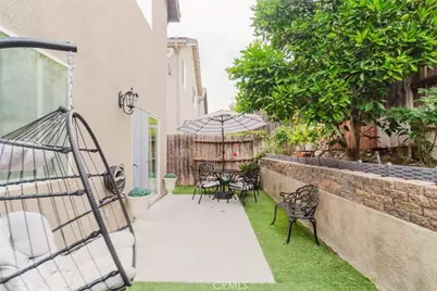 13714 Deane Lane, Sylmar, CA 91342 - Photo 33