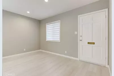 10935 Nassau Avenue, Sunland, CA 91040 - Photo 7