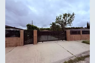 13000 Lull, North Hollywood, CA 91605 - Photo 1
