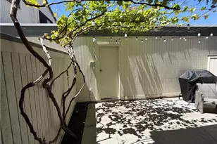 10475 Newhome Ave, Sunland, CA 91040 - Photo 19