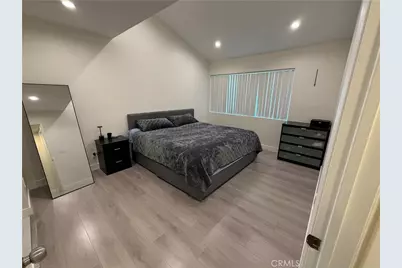 10475 Newhome Avenue #2, Sunland, CA 91040 - Photo 9