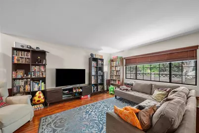 7130 Glade Avenue #J, Canoga Park, CA 91303 - Photo 5