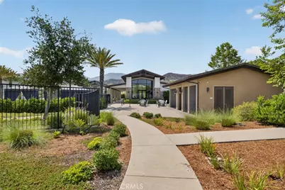 18733 Cedar Crest Drive, Canyon Country, CA 91387 - Photo 17