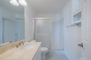 619 E Elmwood Ave, Burbank, CA 91501 - Photo 17