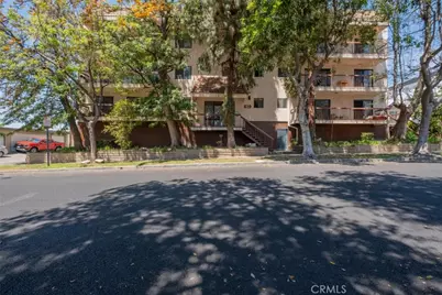 619 E Elmwood Avenue #Q, Burbank, CA 91501 - Photo 1