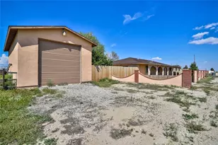 7033 W Ave A2, Lancaster, CA 93536 - Photo 45