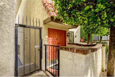 300 N Isabel Street #10, Glendale, CA 91206 - Photo 3