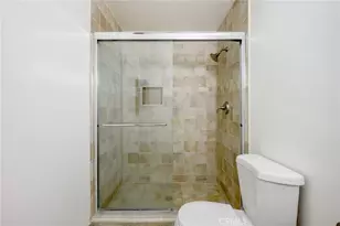 300 N Isabel St, Glendale, CA 91206 - Photo 27