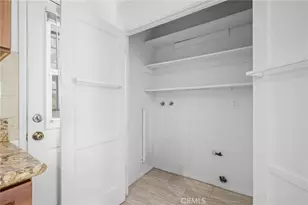 8036 Whitsett Ave, North Hollywood, CA 91605 - Photo 17