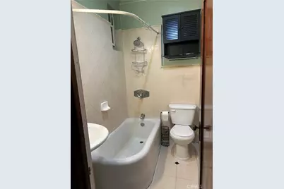 2121 James M Wood Boulevard #121, Los Angeles, CA 90006 - Photo 15