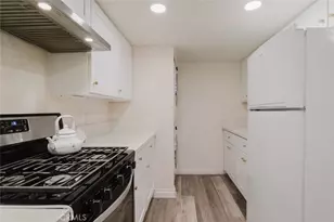 413 Hawthorne St, Glendale, CA 91204 - Photo 19