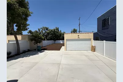 8955 San Luis, South Gate, CA 90280 - Photo 13