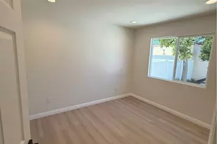 8955 San Luis, South Gate, CA 90280 - Photo 9