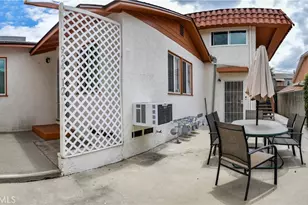 924 W Clark, Burbank, CA 91506 - Photo 7