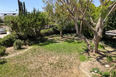 10852 Longford Street, Sylmar, CA 91342 - Photo 47