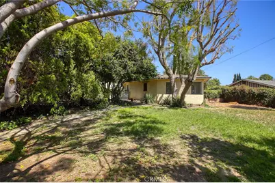 10852 Longford Street, Sylmar, CA 91342 - Photo 45