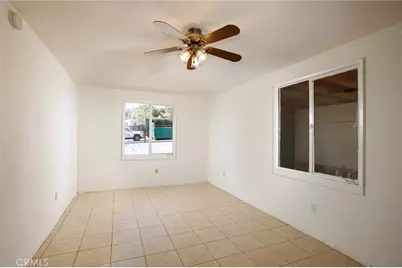 10852 Longford Street, Sylmar, CA 91342 - Photo 31