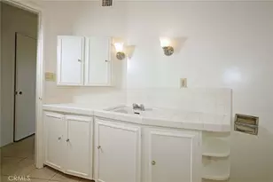10852 Longford St, Sylmar, CA 91342 - Photo 23