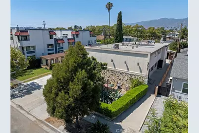 337 W Acacia Avenue, Glendale, CA 91204 - Photo 1
