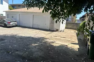 14736 Gilmore, Van Nuys, CA 91411 - Photo 17
