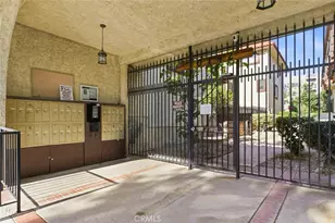 10142 Samoa Ave, Tujunga, CA 91042 - Photo 3