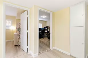 10142 Samoa Ave, Tujunga, CA 91042 - Photo 23