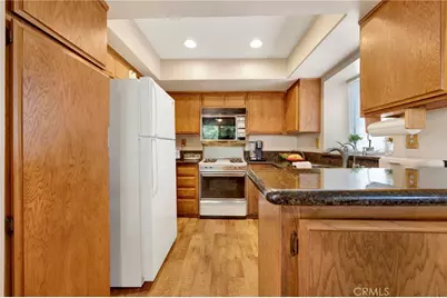 456 E San Jose Avenue #B, Burbank, CA 91501 - Photo 21